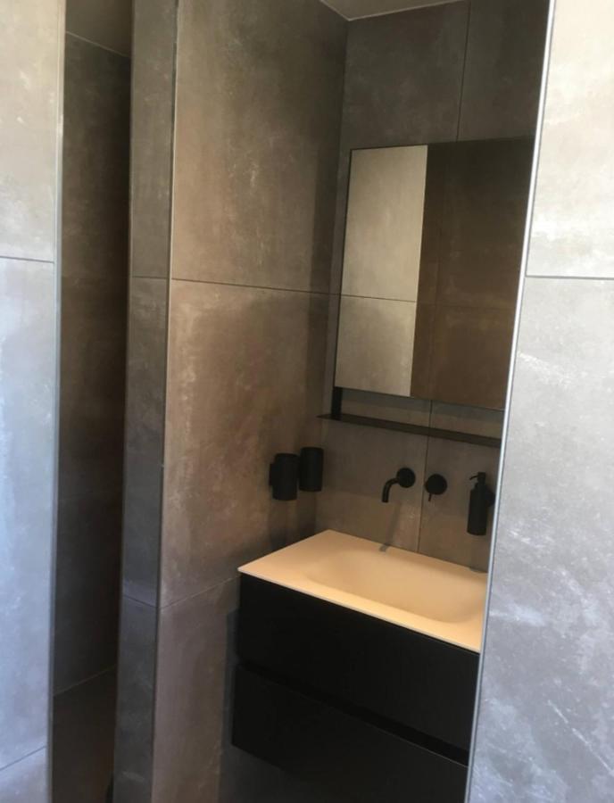 L'atique By Agelandkaai Be With Free Parking Appartement Gent